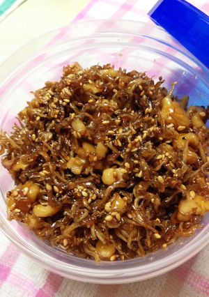 簡単♪ちりめんじゃことクルミの佃煮☆-レシピのメイン写真