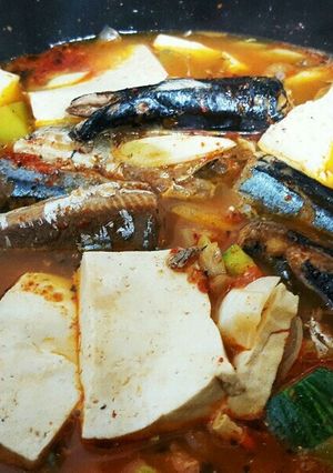 【超簡単!！秋刀魚缶と豆腐の簡単チゲ】-レシピのメイン写真
