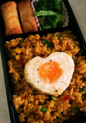 お弁当に❤レンジで簡単ハートの目玉焼き❤-レシピのメイン写真
