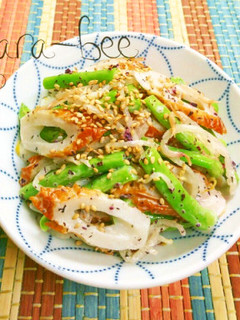 レンジで簡単♪野菜とちくわのゆかりサラダ-レシピのメイン写真