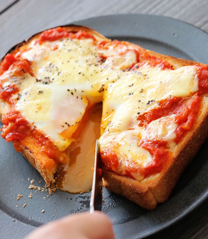 朝食に　トマトソースでピザトースト-レシピのメイン写真