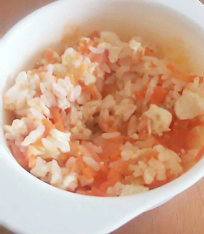 人参とトマトのチャーハン(離乳食後期)-レシピのメイン写真
