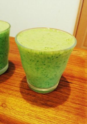 美味しいまったりグリーンスムージー♪-レシピのメイン写真