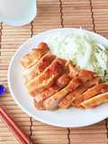 レンジで簡単♪鶏肉のヘルシー味噌照り焼き