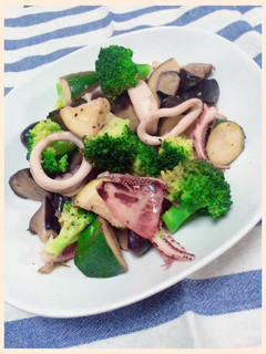 イカと夏野菜の塩レモン炒め-レシピのメイン写真