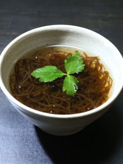 天然だしパックで作る もずくのお吸い物-レシピのメイン写真