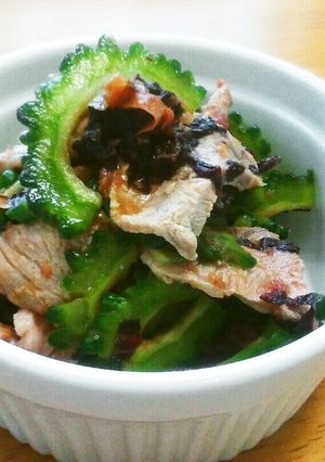 ゴーヤと豚肉の梅肉あえ-レシピのメイン写真