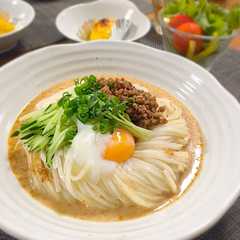 รูปของ 自家製ゴマだれで簡単冷やしうどん
