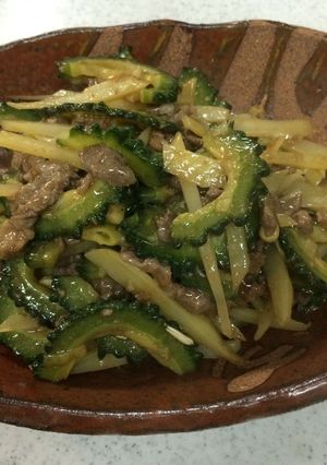 栄養満点❗️ゴーヤとジャガイモの青椒肉絲-レシピのメイン写真