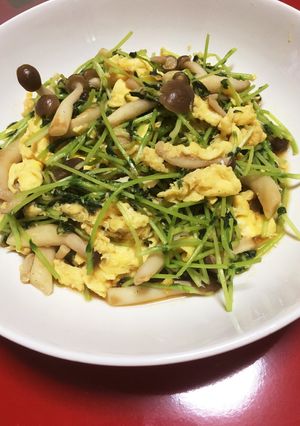 簡単！豆苗ときのこの中華風卵炒め-レシピのメイン写真