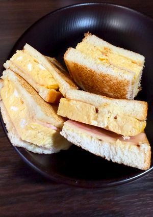 甘いホットサンド風ベーコンタマゴサンド-レシピのメイン写真