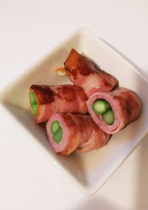 材料3つ！アスパラチーズベーコン巻き-レシピのメイン写真
