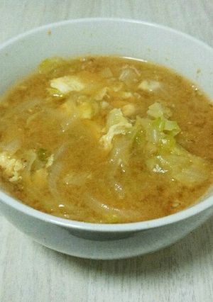 キャベツたっぷり中華味噌スープ-レシピのメイン写真
