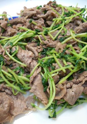 牛肉の豆苗炒め-レシピのメイン写真