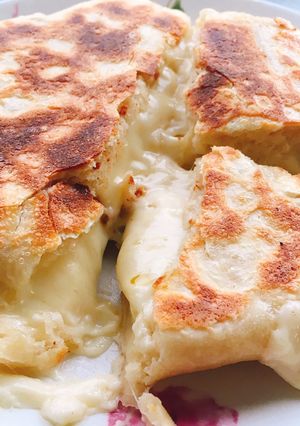 フライパン焼き☆とろーりチーズナン-レシピのメイン写真