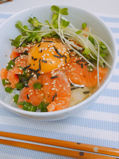 簡単☆サーモン丼-レシピのメイン写真