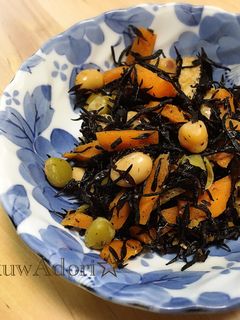超簡単レンジでひじきの煮物(麺つゆだけ☆-レシピのメイン写真