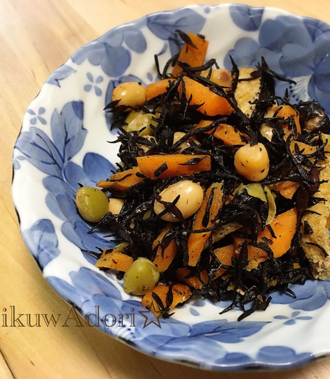 超簡単レンジでひじきの煮物(麺つゆだけ☆ by ちくわドリ