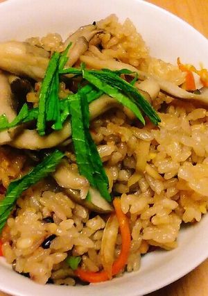 舞茸と新生姜の炊き込みご飯-レシピのメイン写真