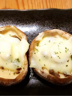 おつまみにシイタケのアンチョビチーズ焼き-レシピのメイン写真