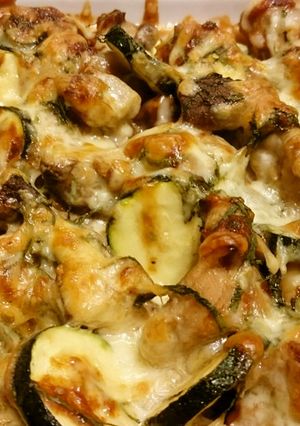 鶏とズッキーニと椎茸のピザ風オーブン焼き-レシピのメイン写真