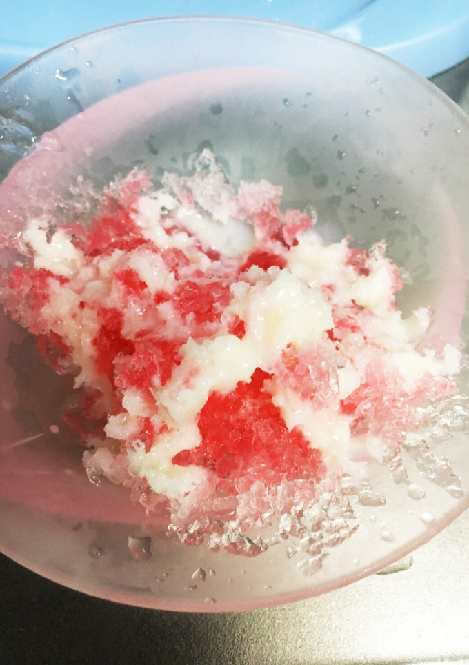 夏にぴったり！ふわふわかき氷《いちご編》-レシピのメイン写真