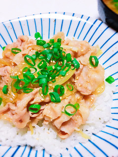 【15分】簡単!旦那も唸る豚の生姜焼き丼-レシピのメイン写真