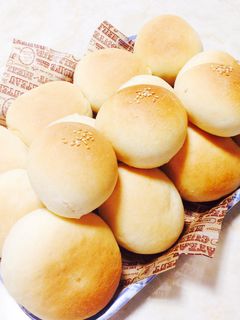 優しい味で大好評☆手ごねパン-レシピのメイン写真