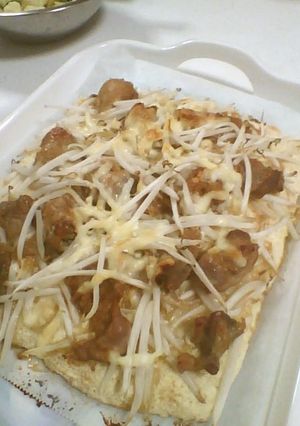 もやし on 照り焼きピザ風-レシピのメイン写真