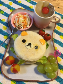 簡単☆リラックマのエッグマフィンサンド-レシピのメイン写真