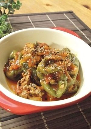 まるごとピーマンと牛肉のトマト煮-レシピのメイン写真