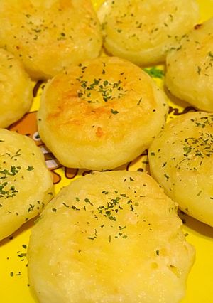 簡単♡チーズinいももち-レシピのメイン写真