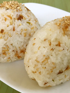 ☆サバの味噌煮 梅チーズ おにぎり-レシピのメイン写真