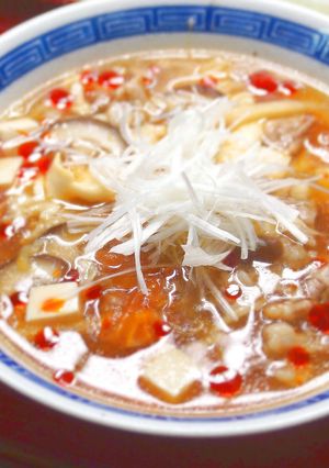 酸味と辛みが効く！酸辣湯麺で夏バテしらず-レシピのメイン写真