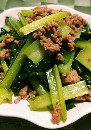 たっぷり食べられちゃう～♪小松菜炒め♪-レシピのメイン写真