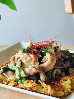 ニラあんかけ☆カリカリかた焼きそば☆昼食-レシピのメイン写真