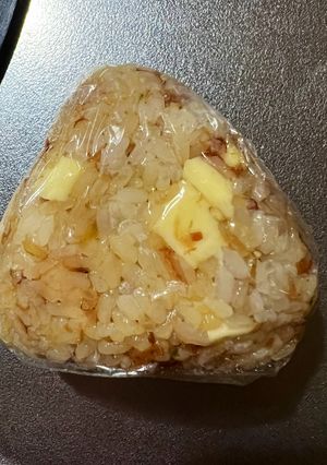 チーズとおかかのおにぎり🍙-レシピのメイン写真