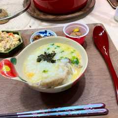 รูปของ 鶏の手羽先の雑炊・弱った胃腸にダイエットにも！