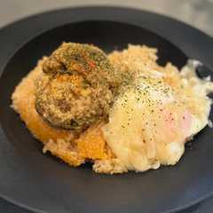 チャットGPT伝授１分ハンバーグ&ピラフ-レシピのメイン写真