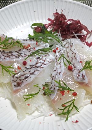 鯛のカルパッチョ(木姜油)-レシピのメイン写真