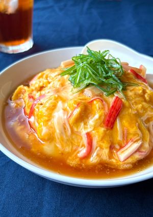 簡単昼食・夕食★カニカマと卵のふわとろ〜天津飯-レシピのメイン写真