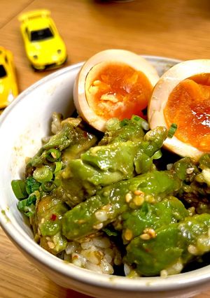 うまうま、アボカドつけ丼-レシピのメイン写真