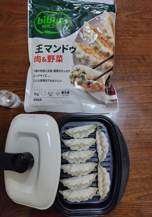 レンジメートで「蒸し焼き餃子・マンドゥ」-レシピのメイン写真