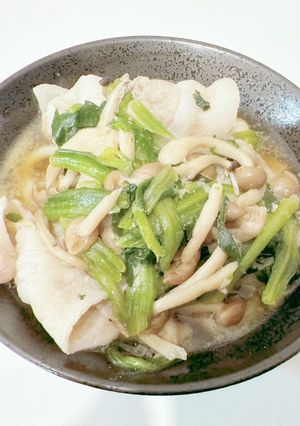 ほうれん草としめじの肉うどん-レシピのメイン写真