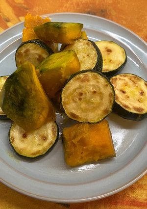 ズッキーニと南瓜のバター焼き🎃-レシピのメイン写真