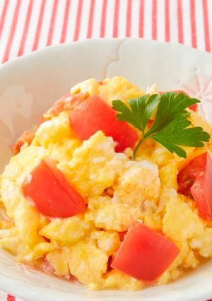 レンジで早わざ！玉子とトマトの中華風-レシピのメイン写真
