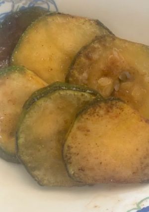 簡単ズッキーニの塩胡椒炒め😋-レシピのメイン写真