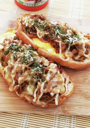 やきそばタルティーヌ＊焼きそばトースト-レシピのメイン写真