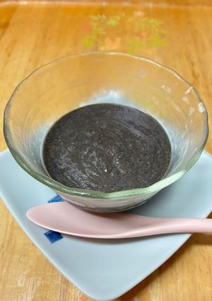 お豆腐でつくる黒ごまマシュマロプリン-レシピのメイン写真