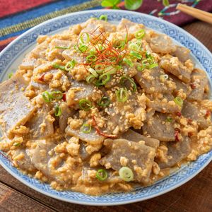 ご飯が進む！こんにゃくのピリ辛麻婆炒め